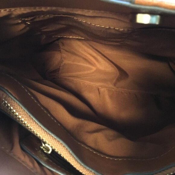 Juniper Bucket Bag in Cognac Faux Leather w/ 2 Detachable Crossbody Straps NWOT - Picture 7 of 8